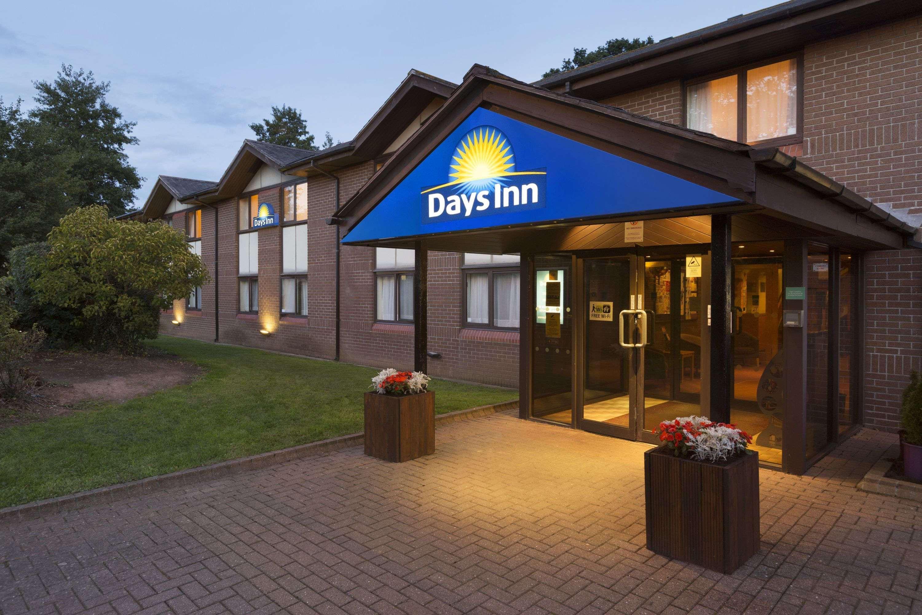 Days Inn Taunton Exterior photo